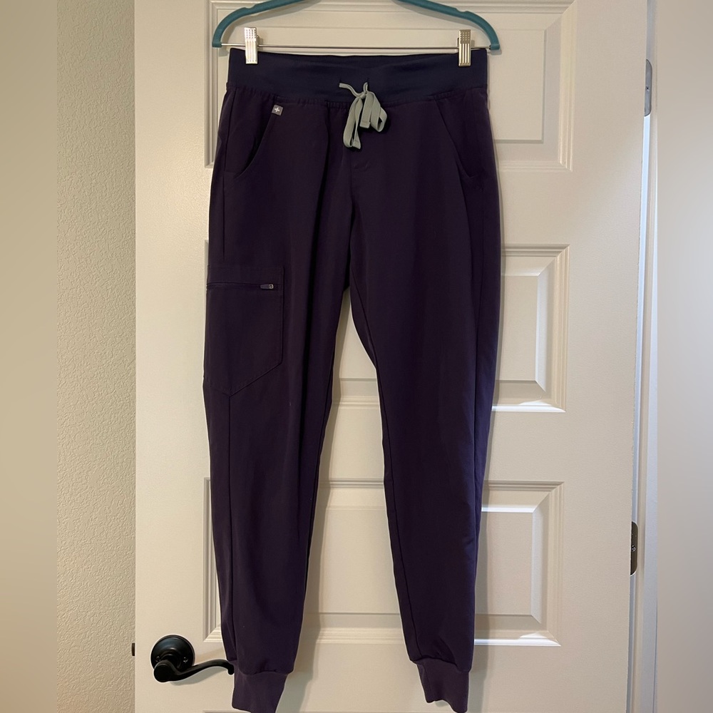 FIGS Zamora joggers PURPLE SHADOW size small